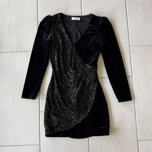 Bailey 44 Black Sequin Long Sleeve Dress